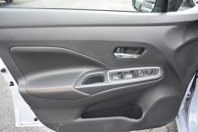 New 2025 Nissan Versa SR w/ Trunk Package image 12