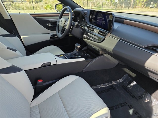 New 2025 Lexus ES 350 350 image 9