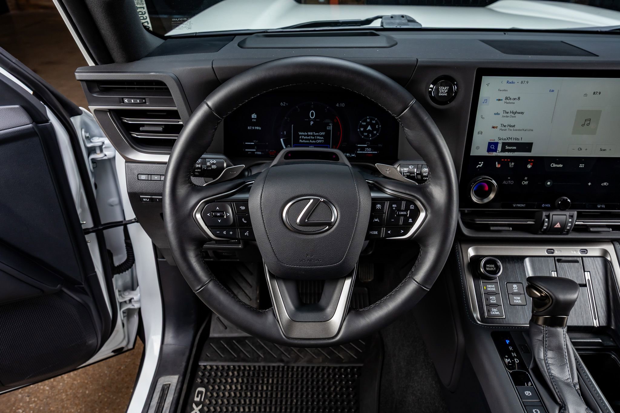 Used 2025 Lexus GX 550 image 19