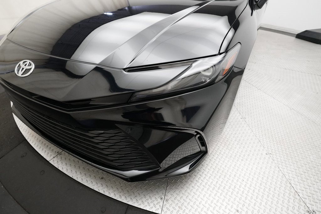 Used 2025 Toyota Camry LE image 22