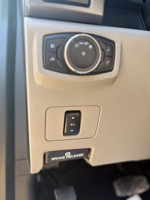 Used 2020 Ford F250 XLT w/ XLT Value Package AWD/4WD image 27