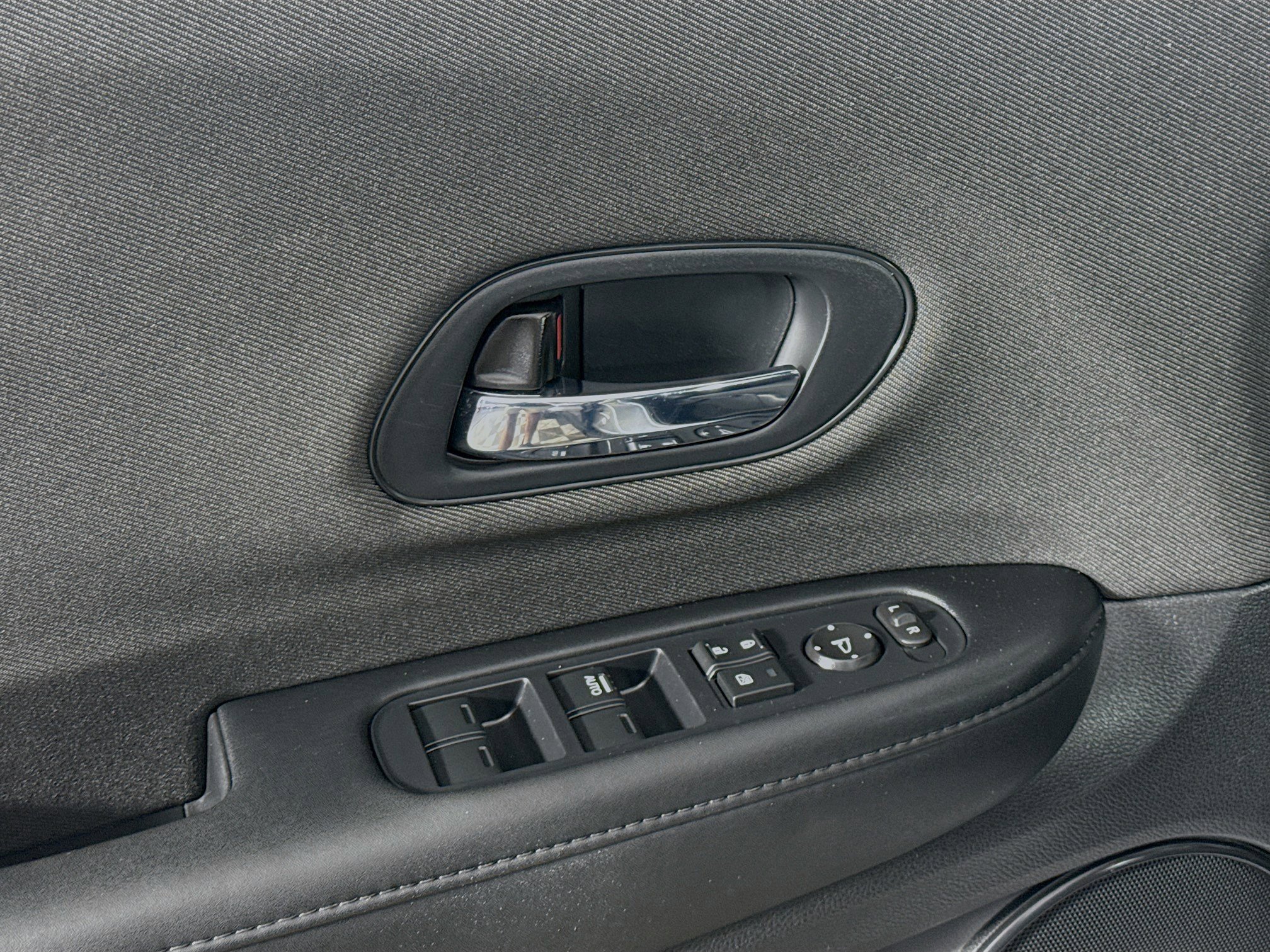 Used 2022 Honda HR-V Sport image 23