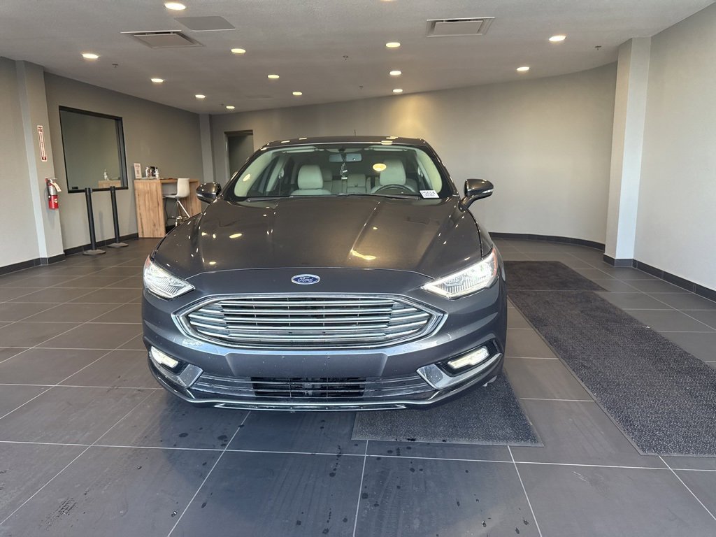 Used 2017 Ford Fusion Titanium image 2