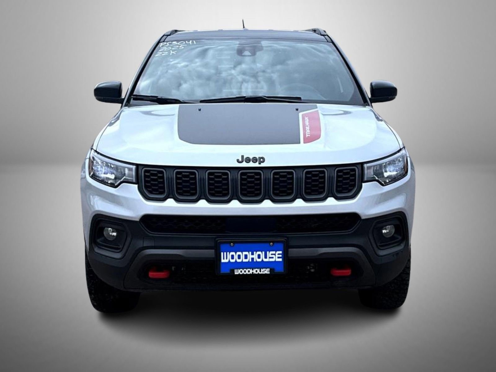 Used 2025 Jeep Compass Trailhawk AWD/4WD image 2