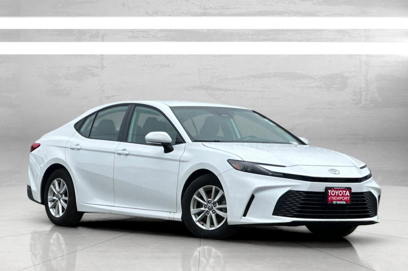 Used 2025 Toyota Camry LE FWD video 2