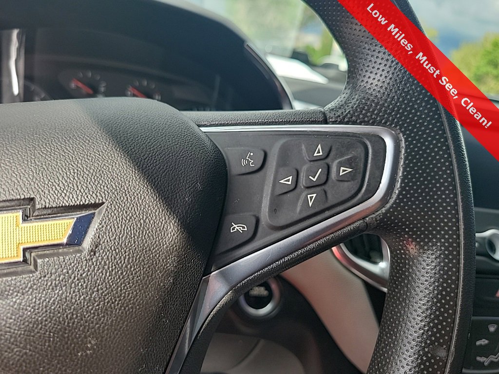 Used 2020 Chevrolet Equinox LS w/ LS Convenience Package image 24