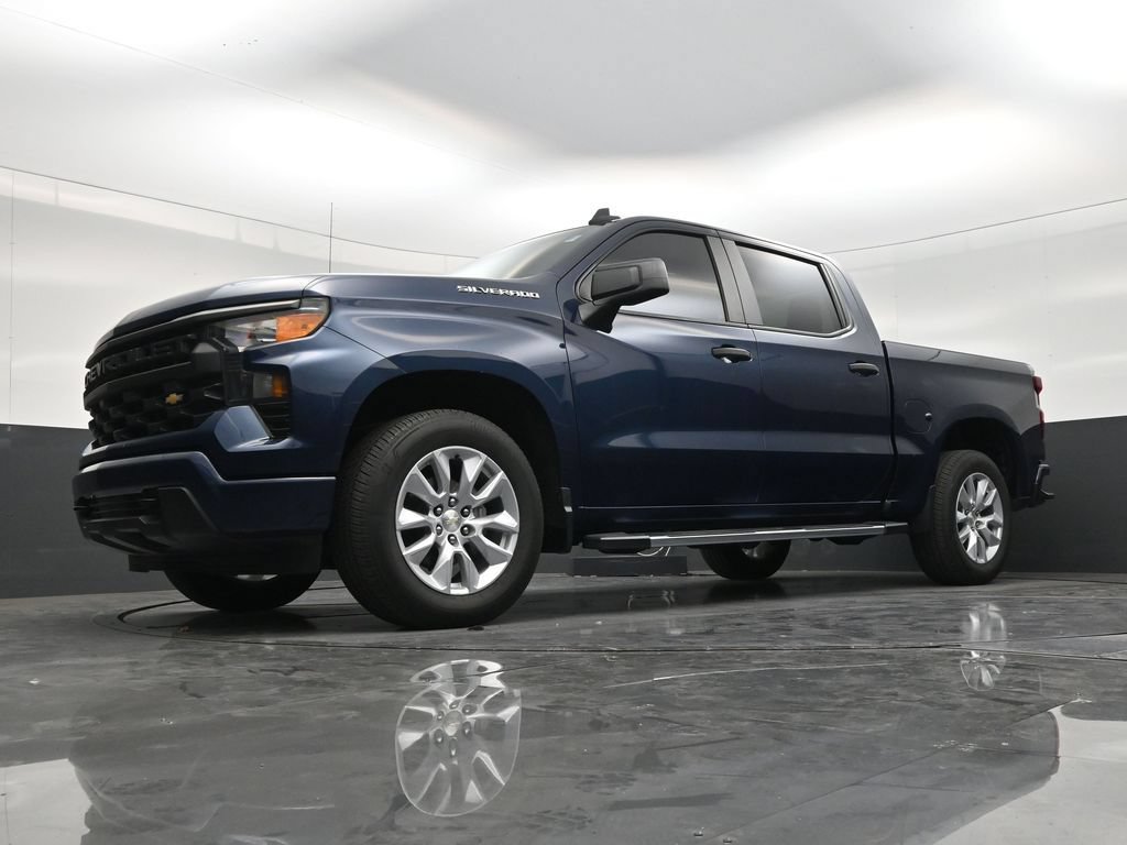 Used 2023 Chevrolet Silverado 1500 Custom RWD image 19