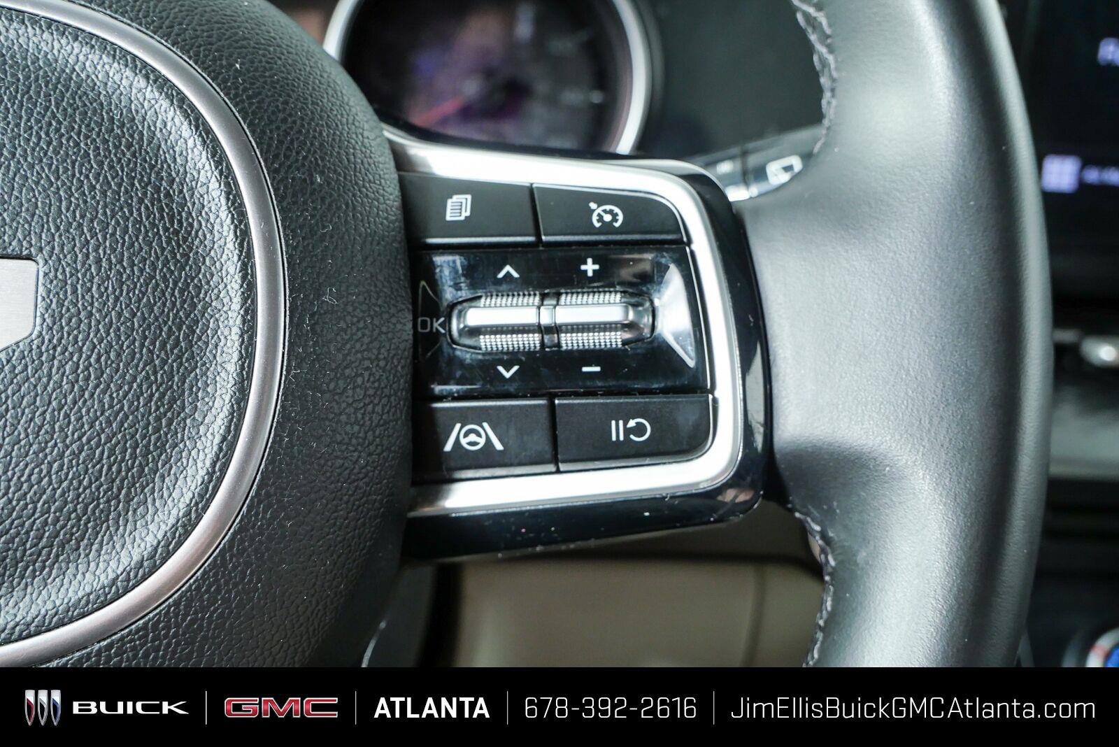 Used 2022 Kia Carnival LX FWD image 11