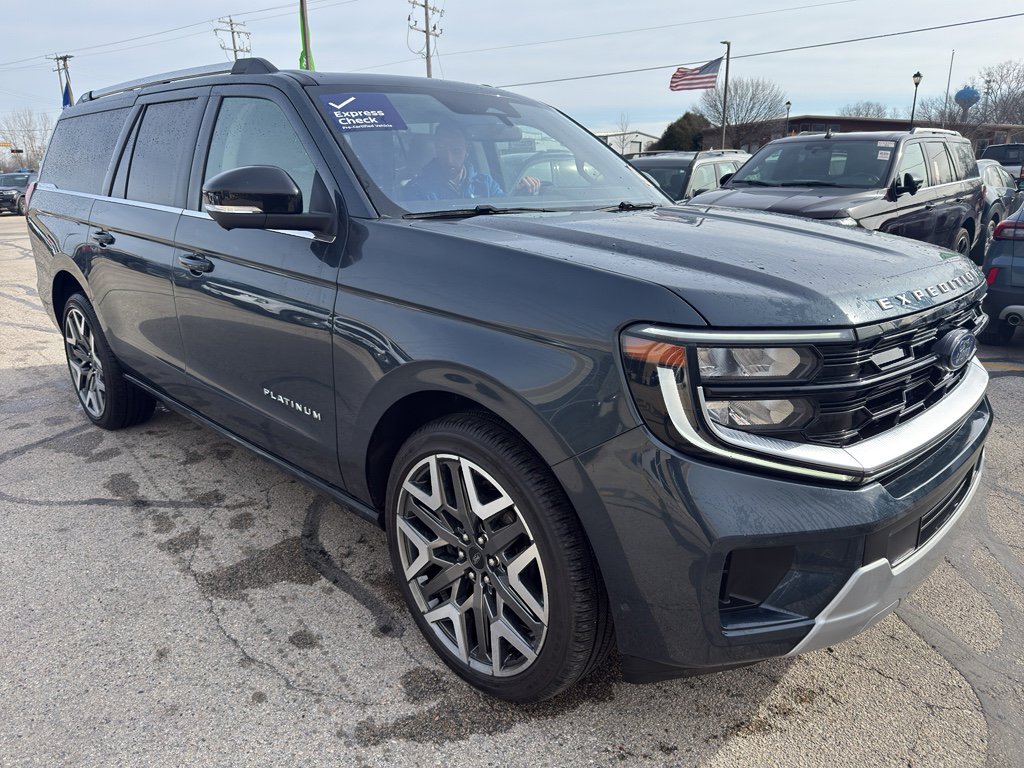 Used 2025 Ford Expedition Max Platinum w/ Platinum Ultimate Package image 3
