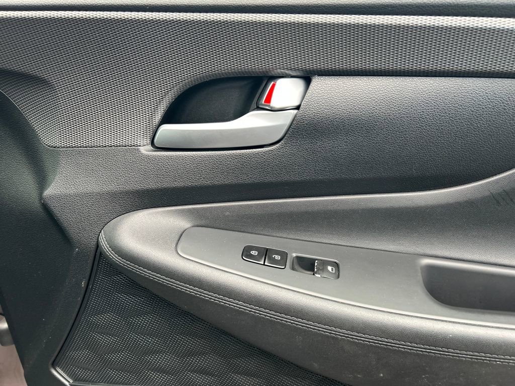 Used 2020 Hyundai Santa Fe SE w/ Cargo Package image 26