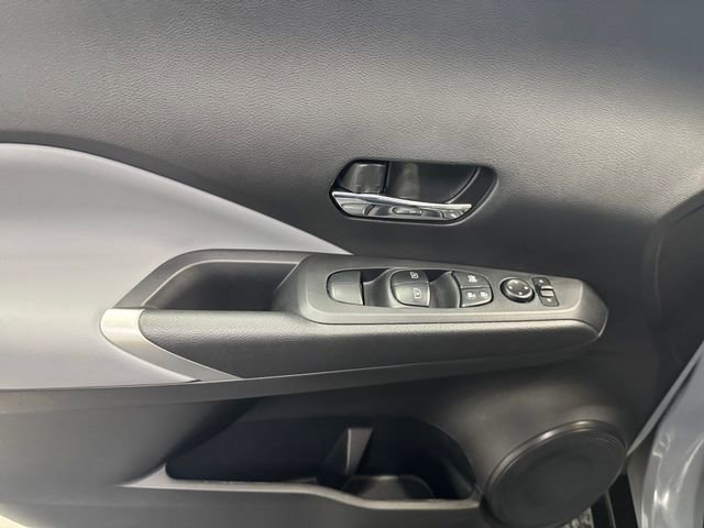 Used 2024 Nissan Kicks SR w/ SR Premium Package image 25