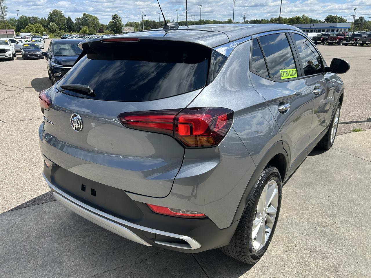Used 2022 Buick Encore GX Preferred AWD/4WD image 5