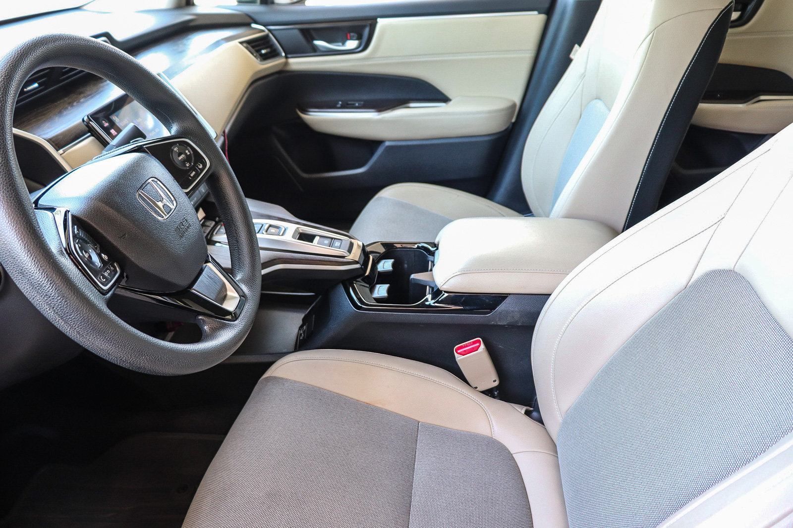 Certified 2019 Honda Clarity Plug-In Hybrid image 22