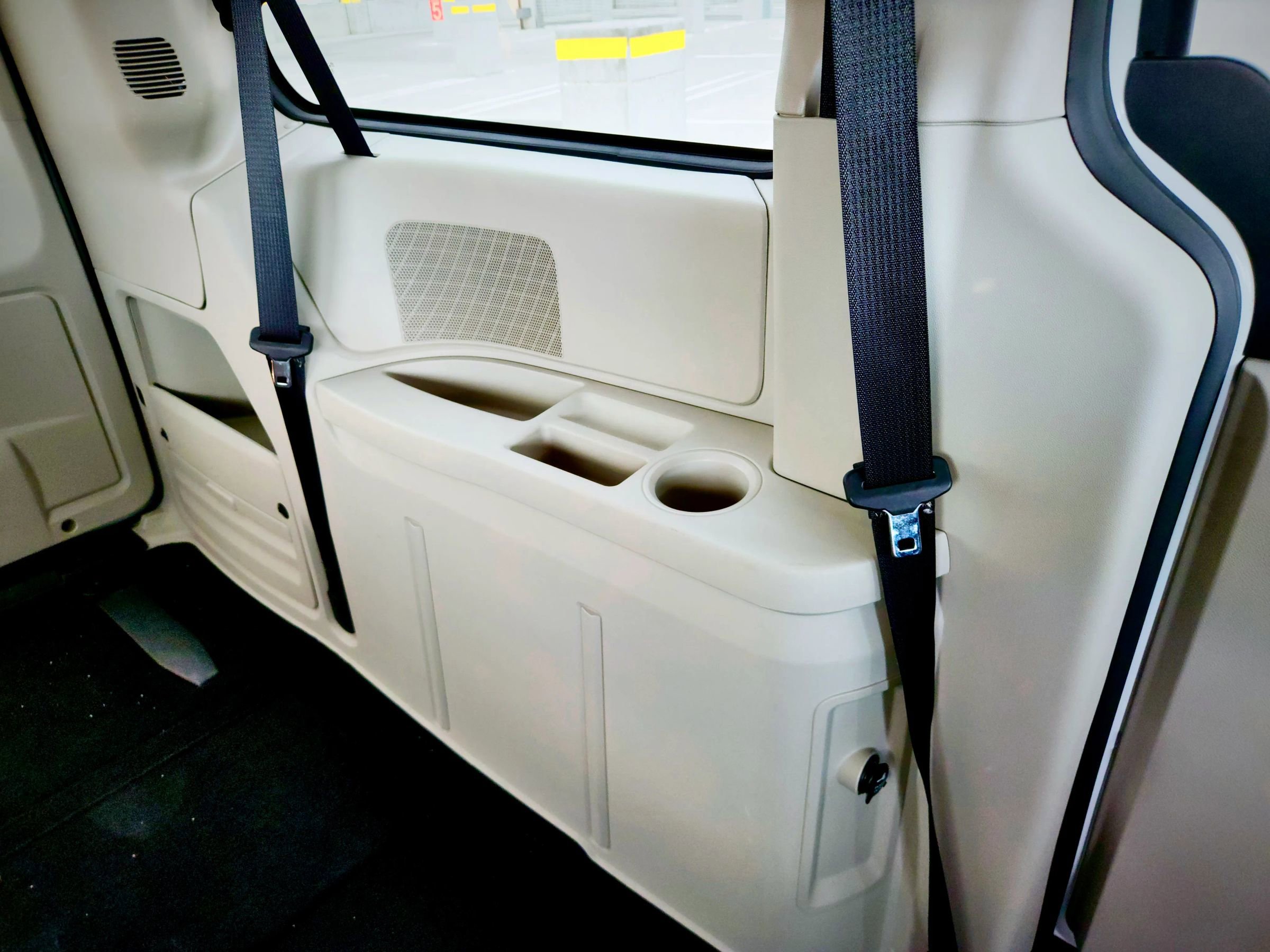 Used 2015 Dodge Grand Caravan SE w/ Quick Order Package 29E SE image 49