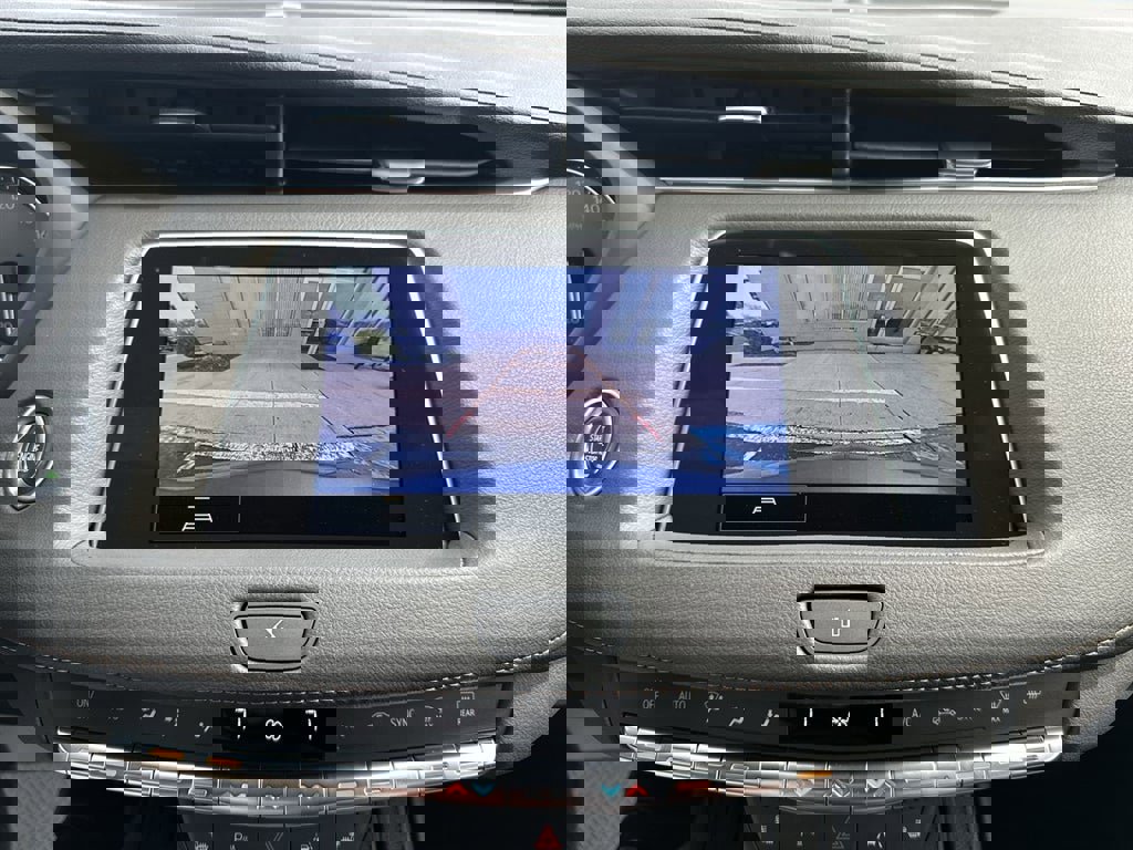 Certified 2023 Cadillac XT4 Sport w/ Cold Weather Package image 17