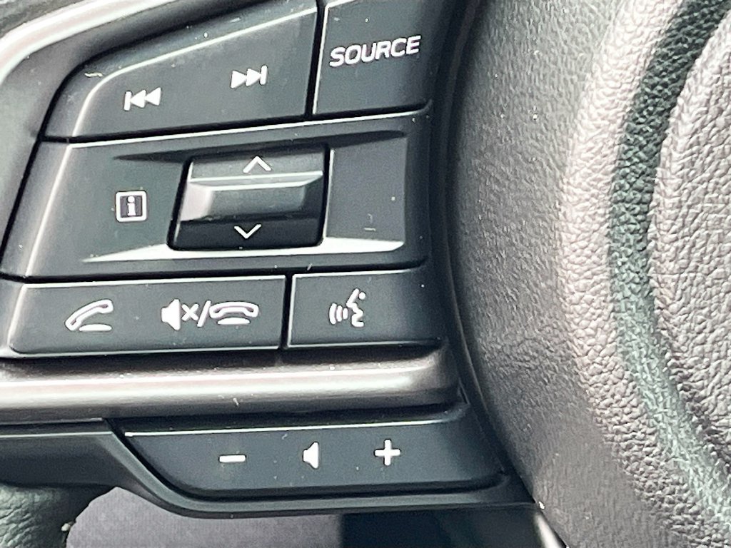Used 2025 Subaru Legacy Premium AWD/4WD image 10