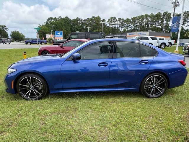 Used 2024 BMW 330i Sedan w/ M Sport Package RWD image 2