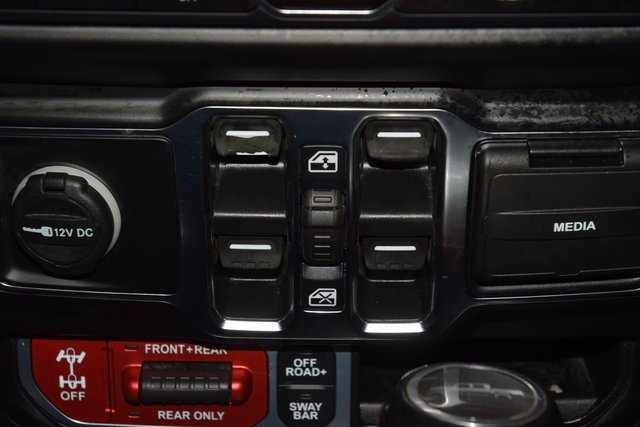 Used 2022 Jeep Gladiator Rubicon w/ LED Lighting Group image 31