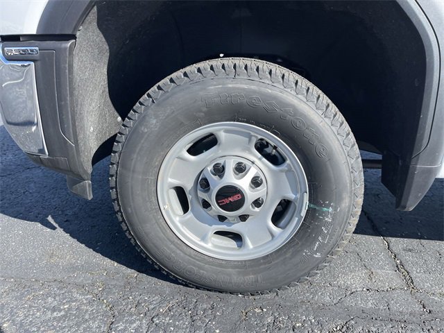 New 2024 GMC Sierra 2500 Pro w/ Convenience Package image 6