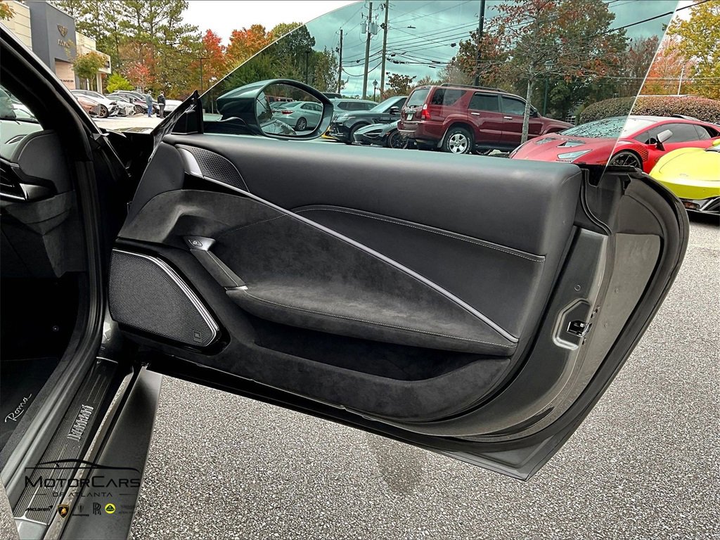 Used 2024 Ferrari Roma image 19