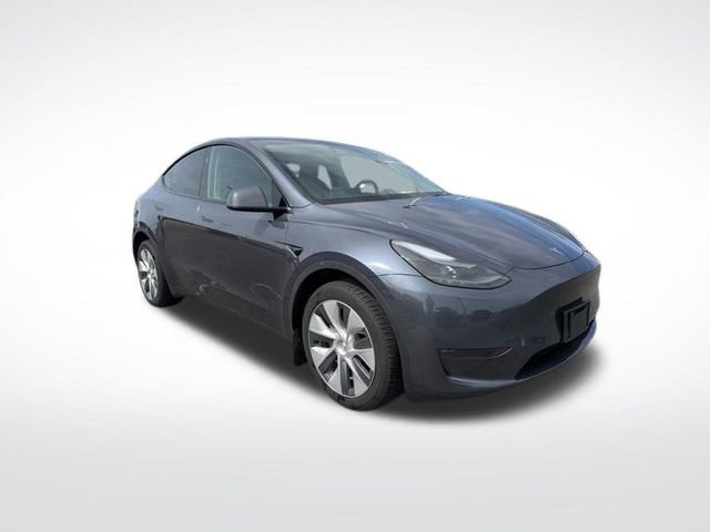Used 2023 Tesla Model Y Long Range image 3