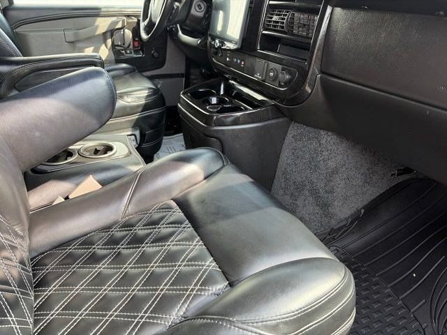Used 2023 Chevrolet Express 2500 RWD image 35