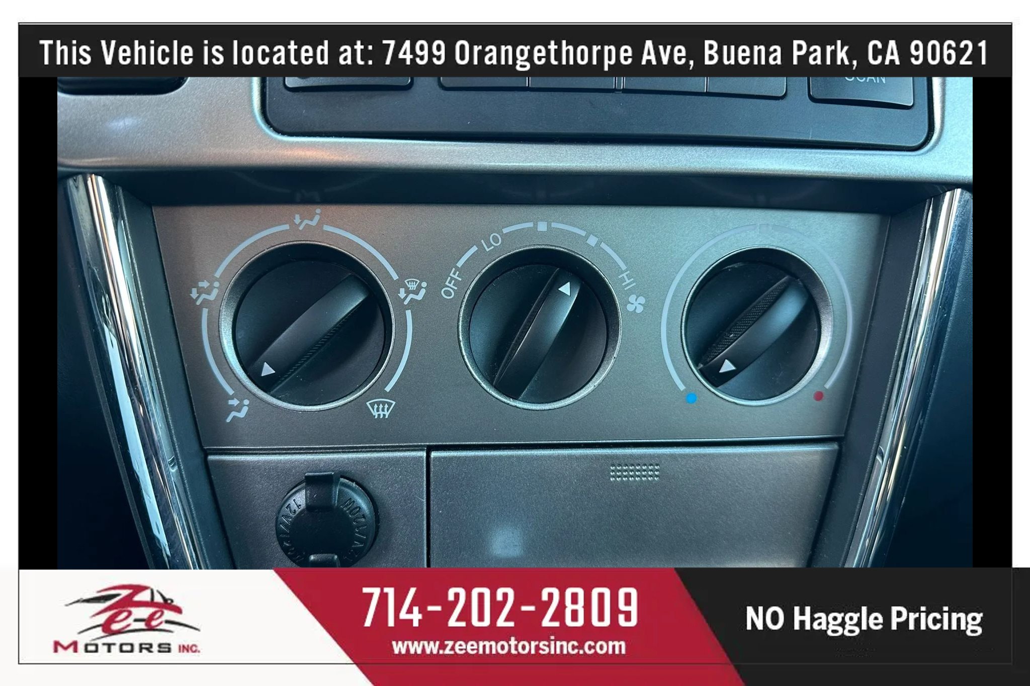 Used 2005 Toyota Matrix XR FWD image 27