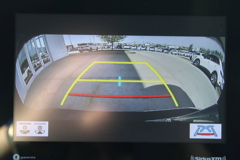 Used 2024 Toyota Camry SE image 18