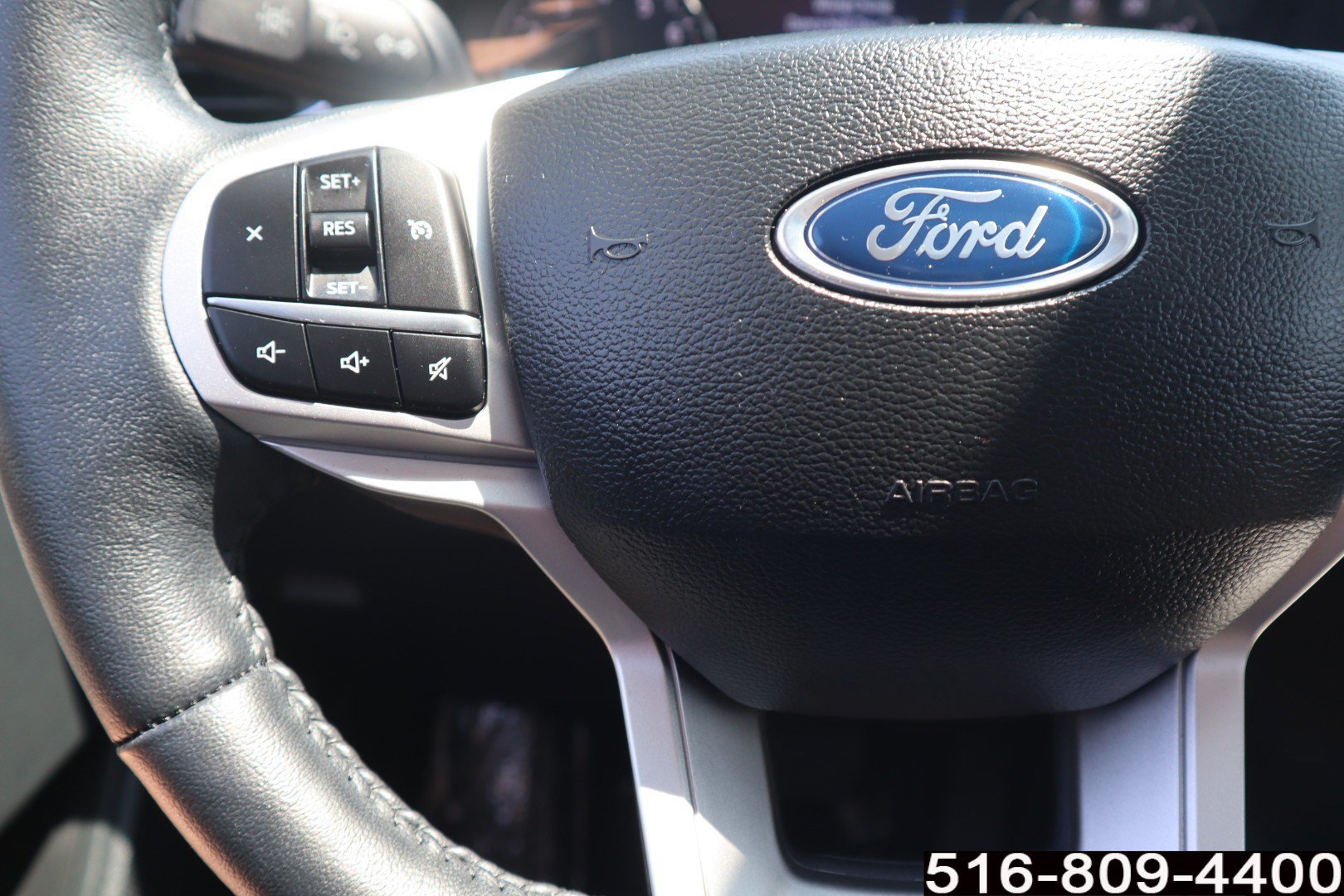 Used 2023 Ford Explorer XLT w/ Equipment Group 202A AWD/4WD image 21