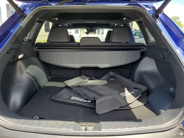 Used 2023 Toyota Corolla Cross XSE w/ Convenience Package image 5