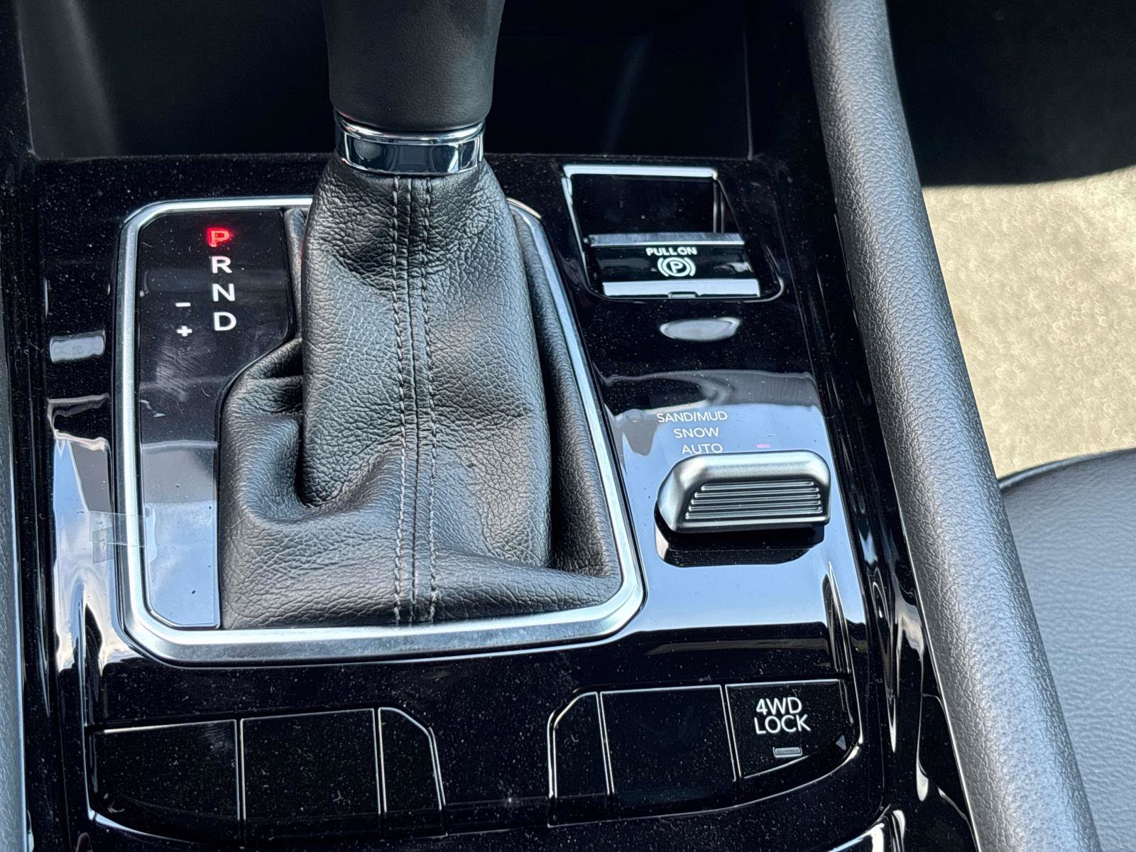 New 2026 Jeep Compass Latitude AWD/4WD image 12