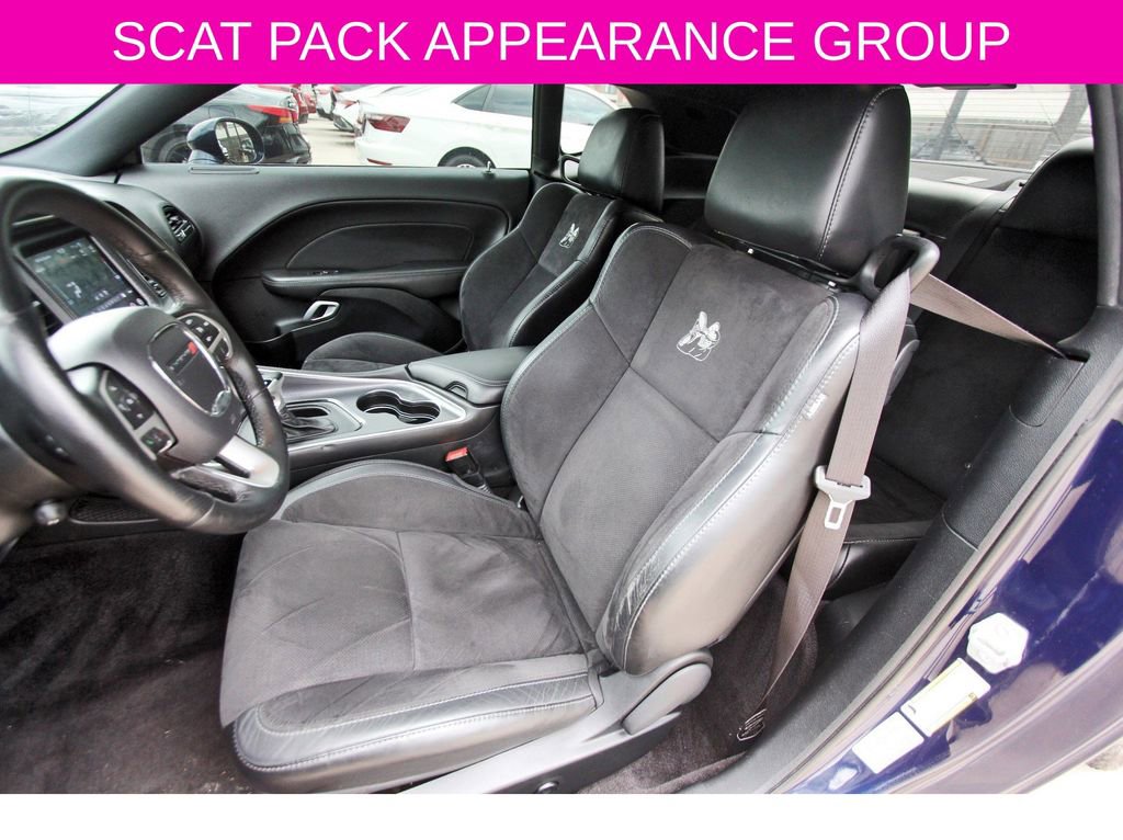 Used 2017 Dodge Challenger R/T Scat Pack w/ Dynamics Package RWD image 10