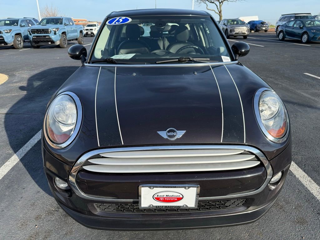 Used 2015 MINI Cooper 4-Door Hardtop image 8