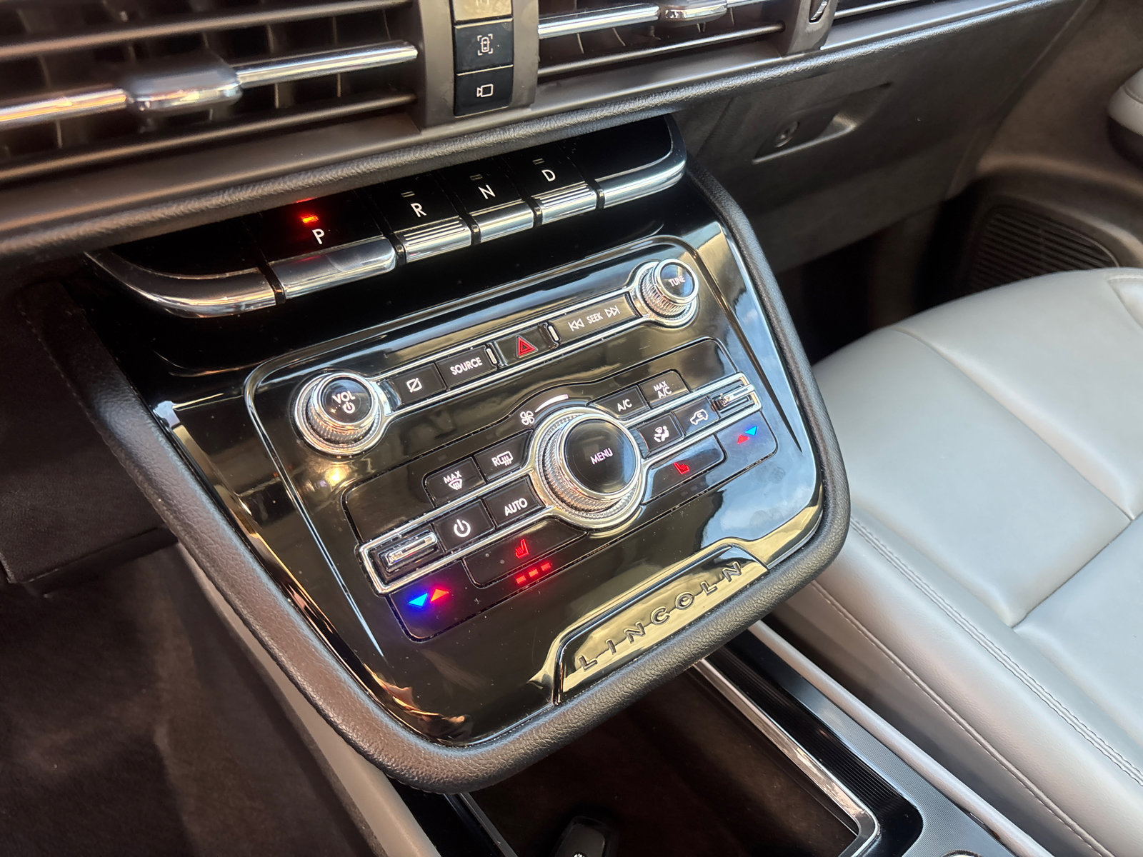 Used 2022 Lincoln Corsair FWD image 22