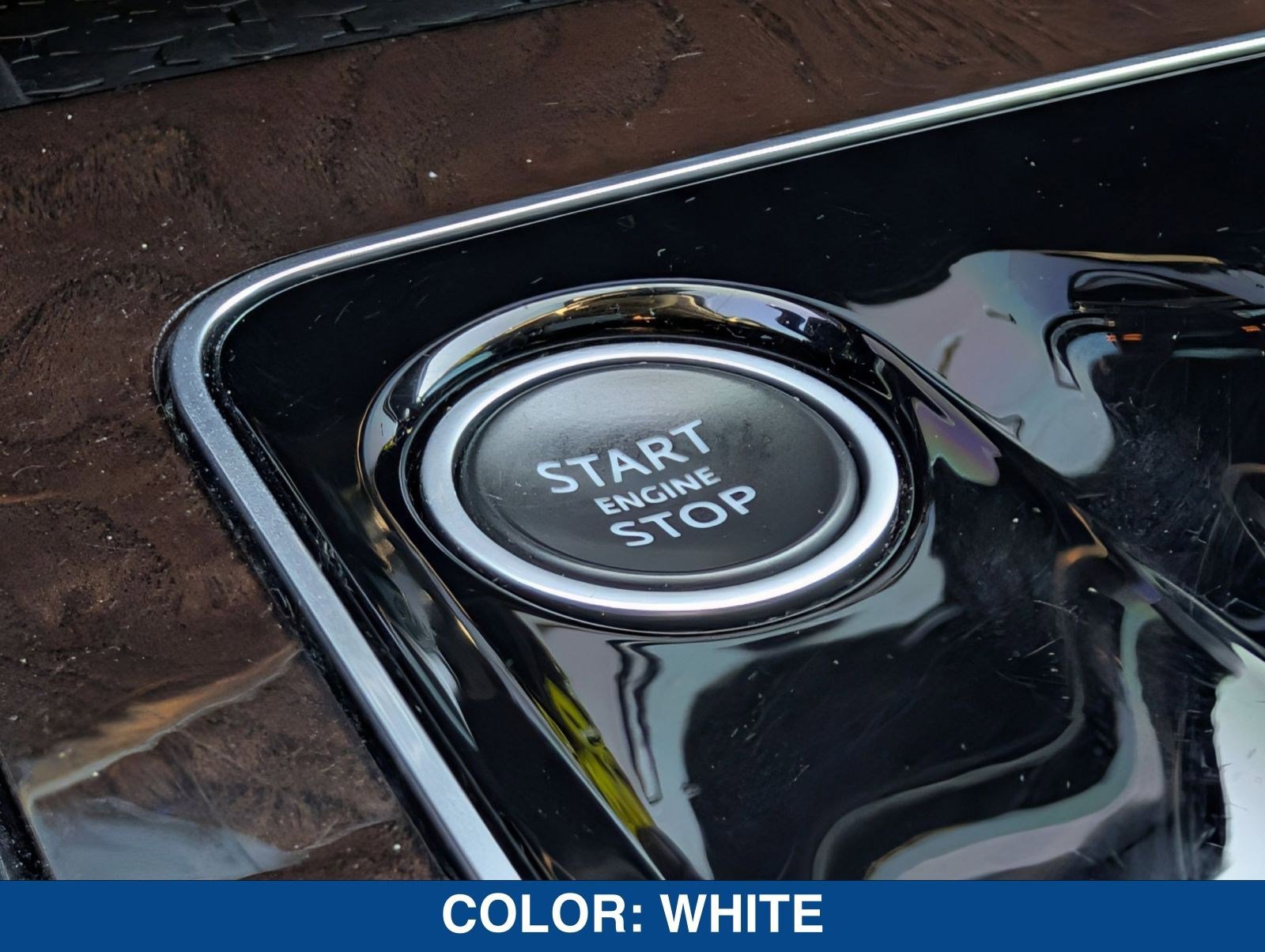 Used 2020 Jaguar XE S image 32