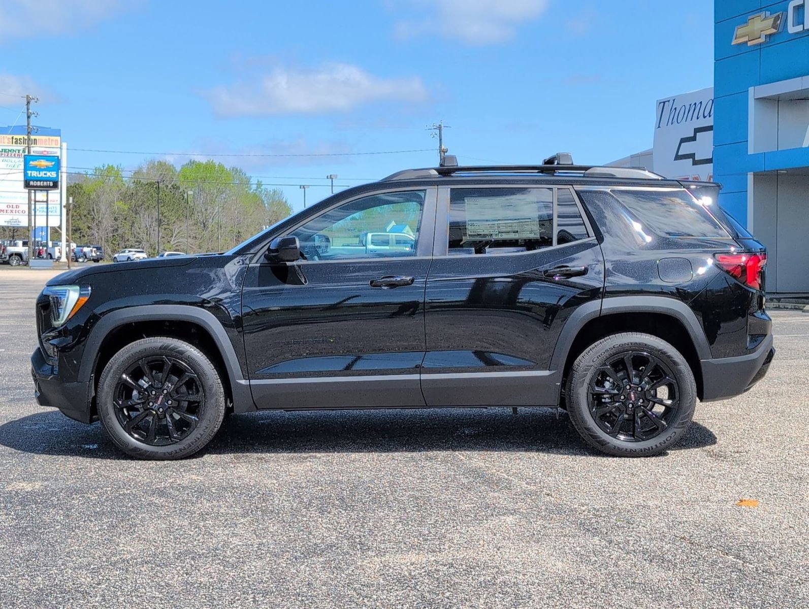 New 2026 GMC Terrain Elevation w/ Elevation Premium Package image 2