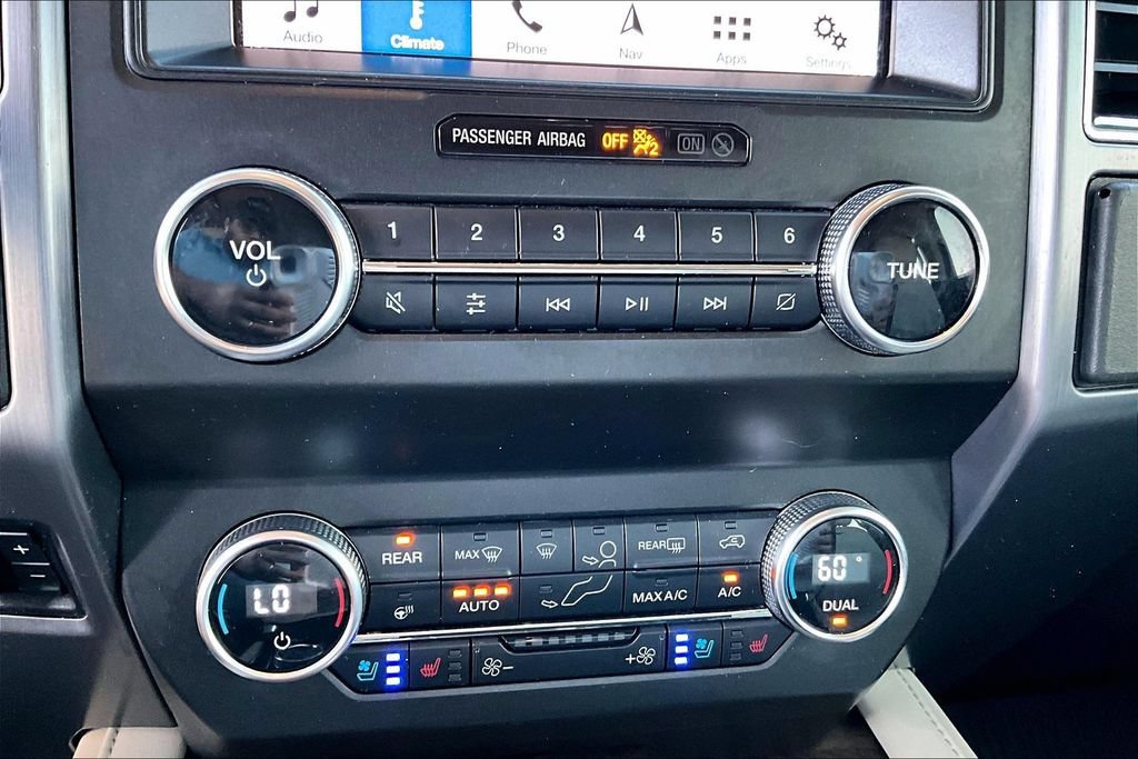 Used 2019 Ford Expedition Platinum AWD/4WD image 24