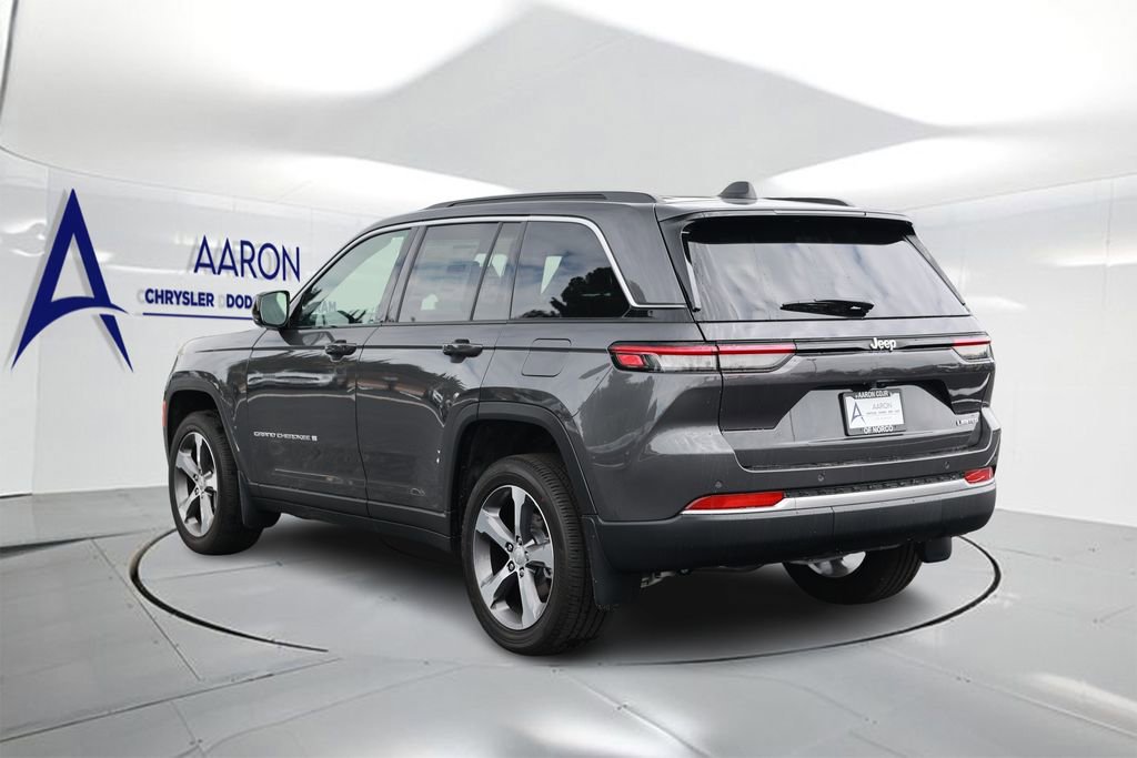 New 2026 Jeep Grand Cherokee Limited w/ MOPAR Finishing Package image 3