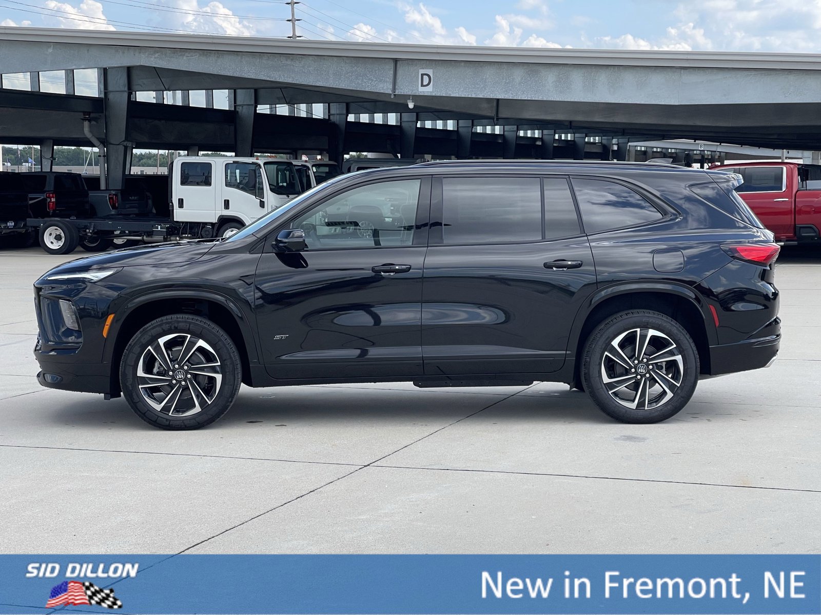 New 2026 Buick Enclave Sport Touring w/ Power Package image 22