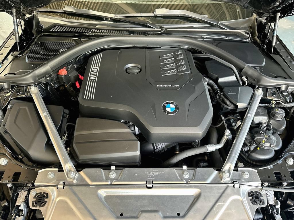 Used 2024 BMW 430i Convertible w/ M Sport Package RWD image 30