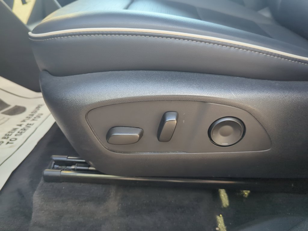 Certified 2026 Buick Enclave Sport Touring FWD image 29