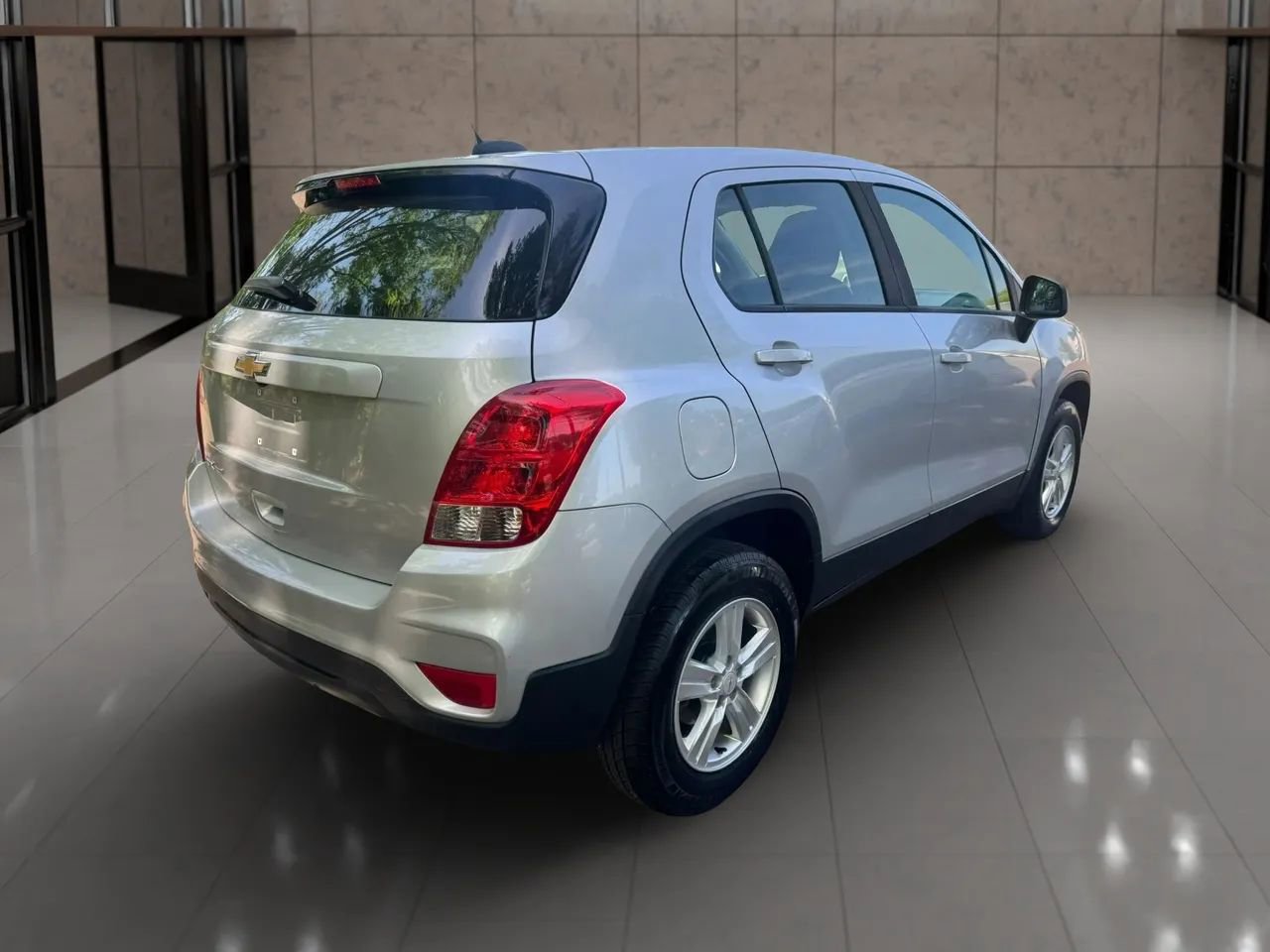 Used 2017 Chevrolet Trax LS image 4