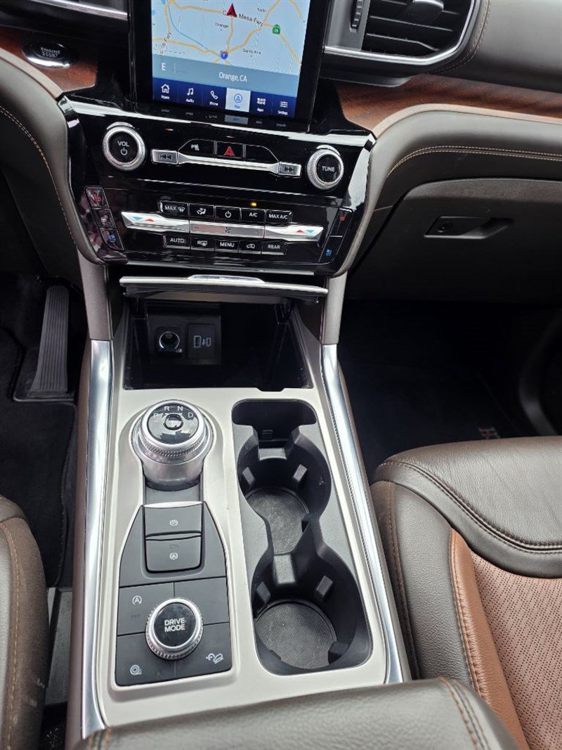 Used 2023 Ford Explorer King Ranch w/ Technology Package AWD/4WD image 27