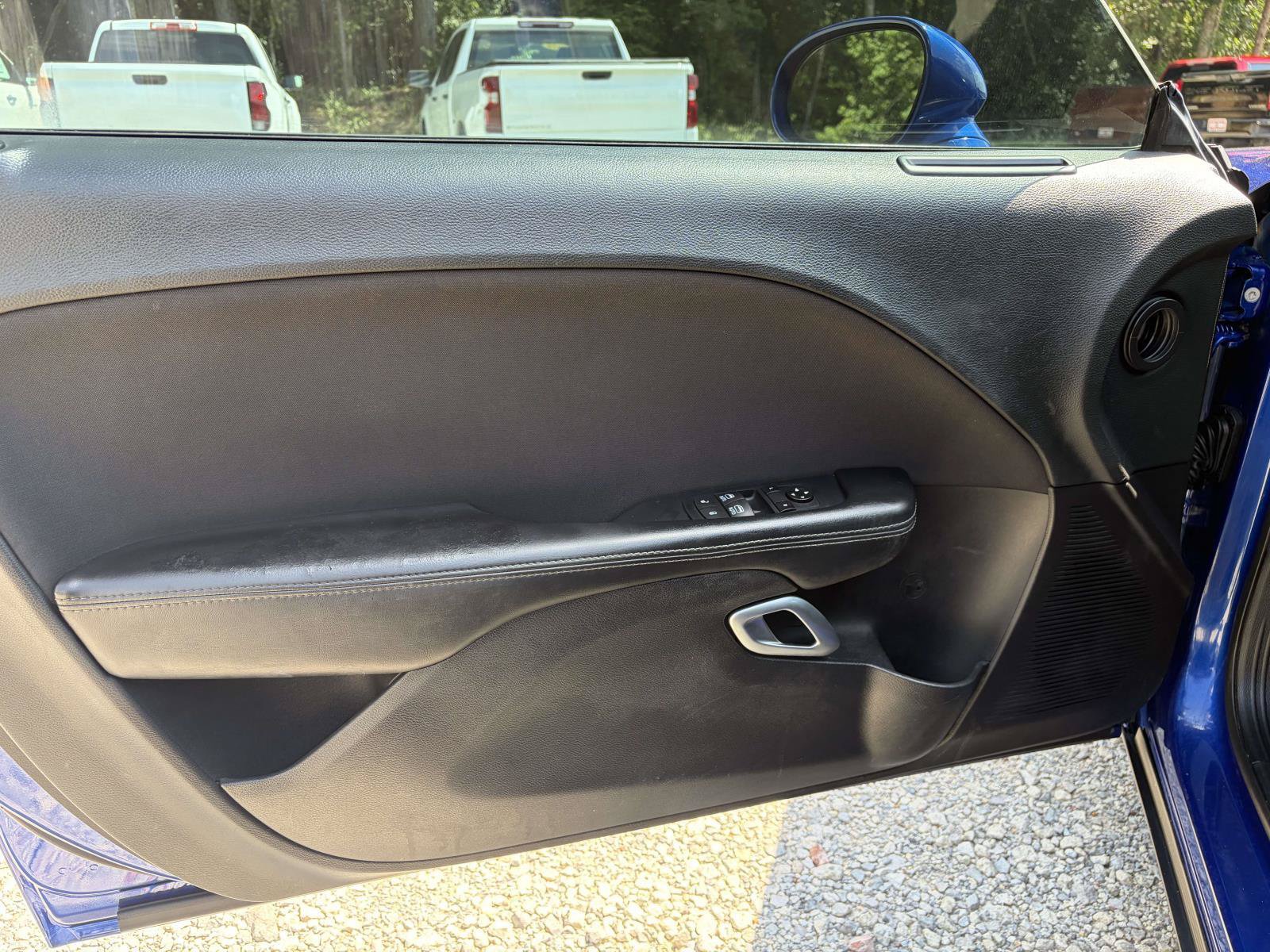 Used 2019 Dodge Challenger SXT RWD image 5