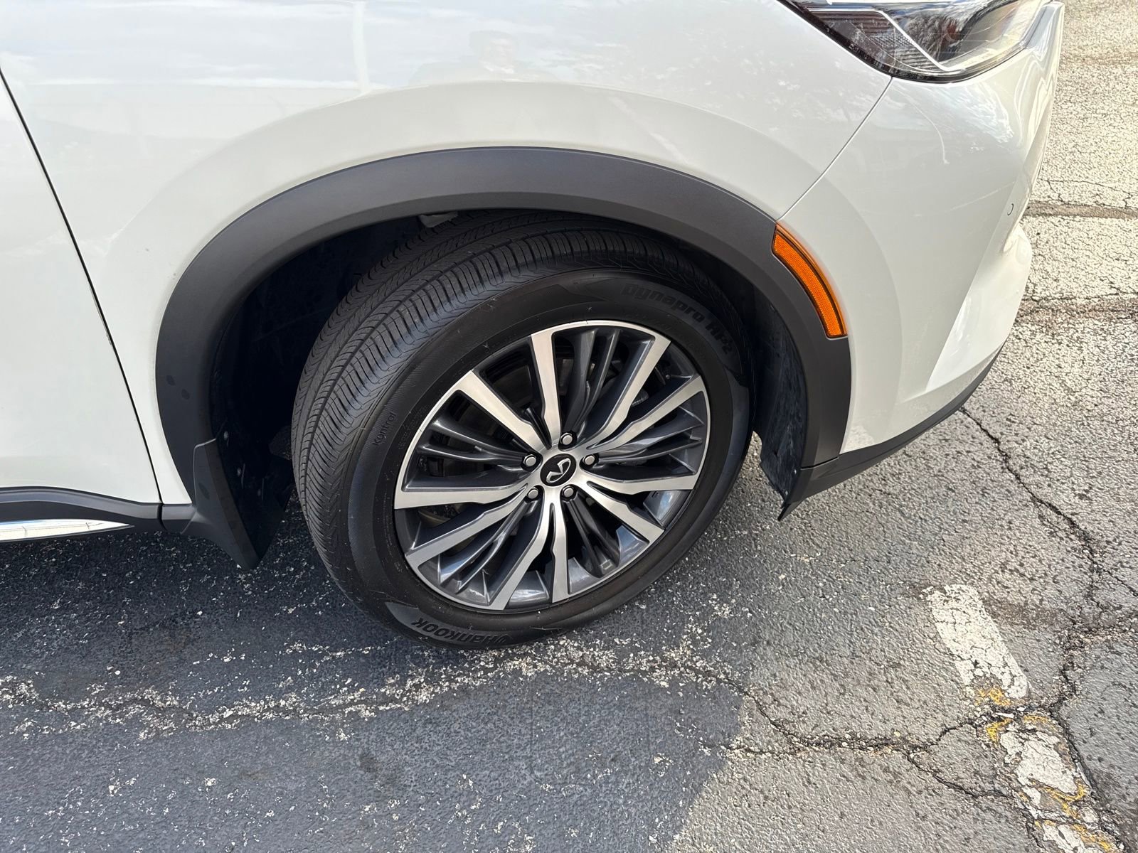 Certified 2025 INFINITI QX60 Sensory image 42