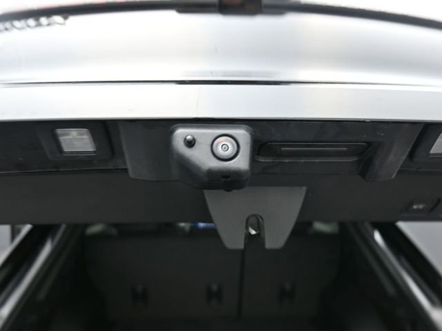 Used 2024 Chevrolet Equinox EV RS image 26
