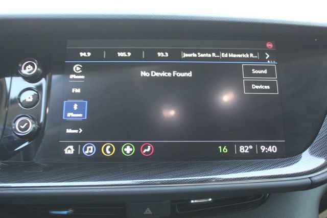 Certified 2022 Buick Envision Preferred FWD image 26