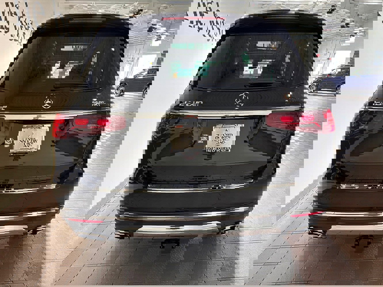 New 2025 Mercedes-Benz GLS 450 4MATIC image 5