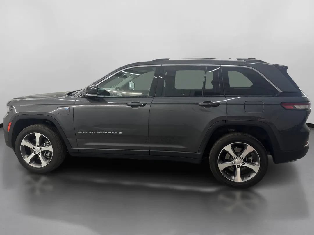 Used 2022 Jeep Grand Cherokee Limited 4xe AWD/4WD image 5