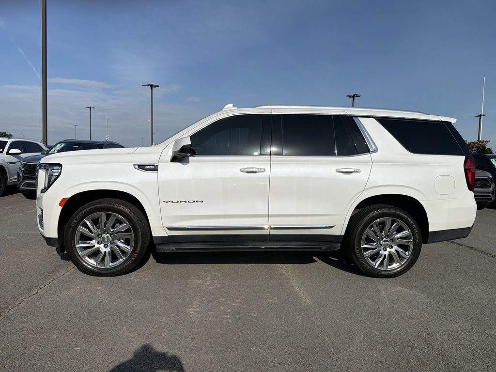 Used 2021 GMC Yukon SLT w/ SLT Premium Package AWD/4WD image 2